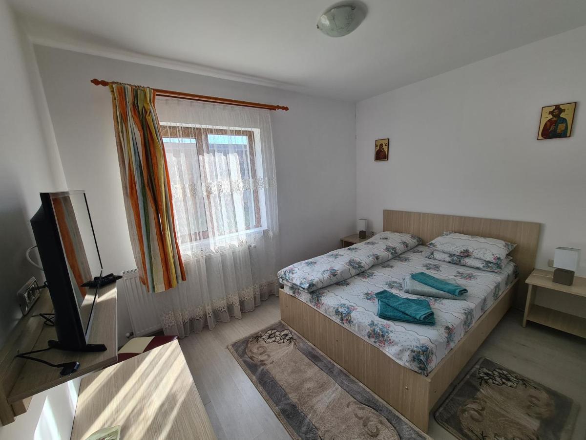 Cazare Turism Prislop Haţeg Exterior foto